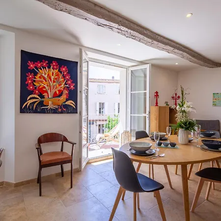 Apartment Les Palmiers By Interhome