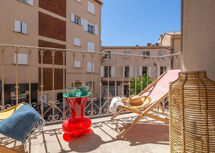 Les Palmiers By Interhome