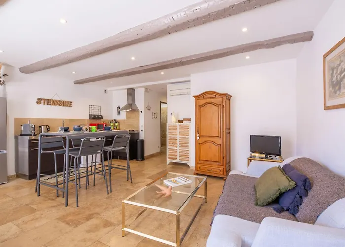 Appartement Les Palmiers By Interhome