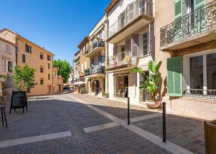 Les Palmiers By Interhome Appartement